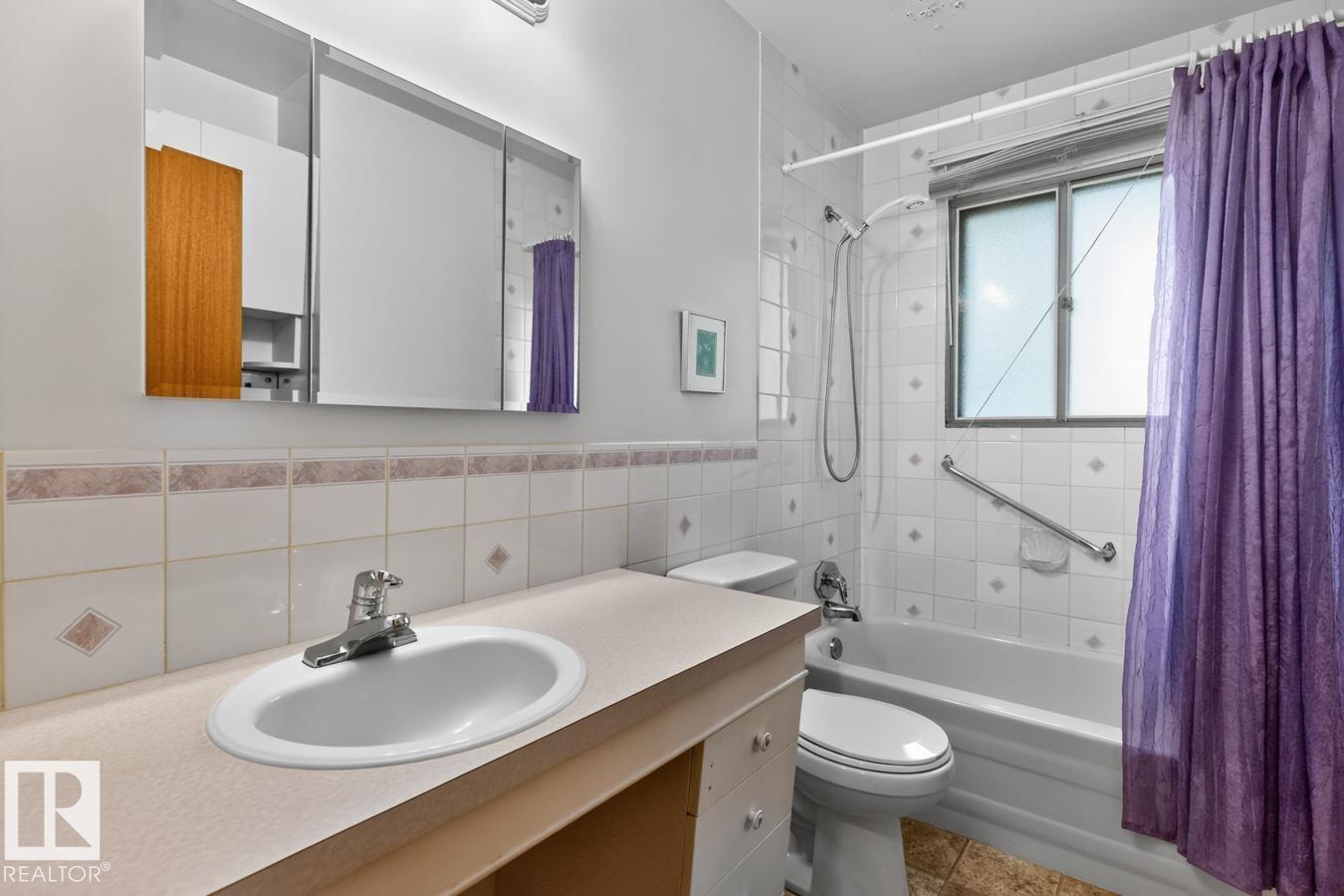 12424 77 ST NW - Image 25