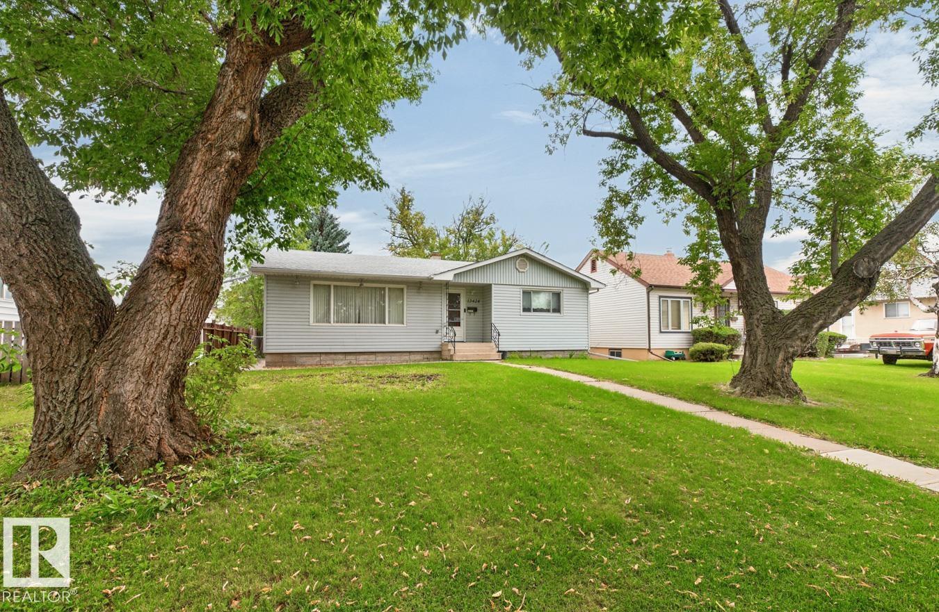 12424 77 ST NW - 3