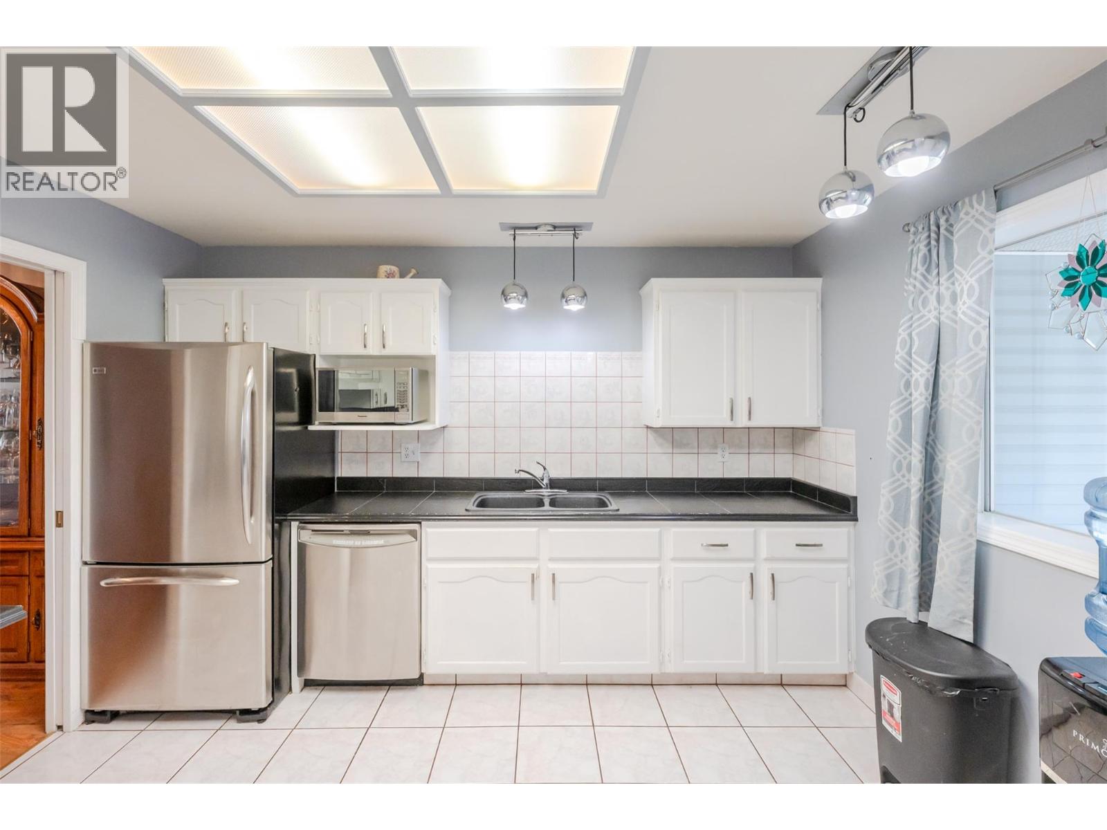 980 CEDAR Street Unit# 5, Okanagan Falls
