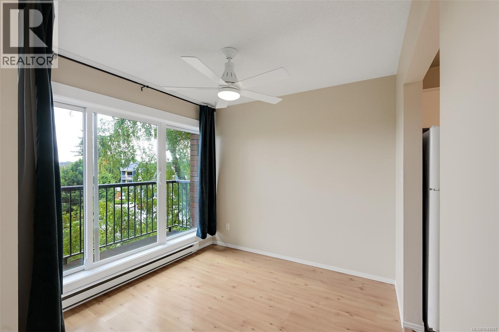 201 4030 Quadra Street, Saanich