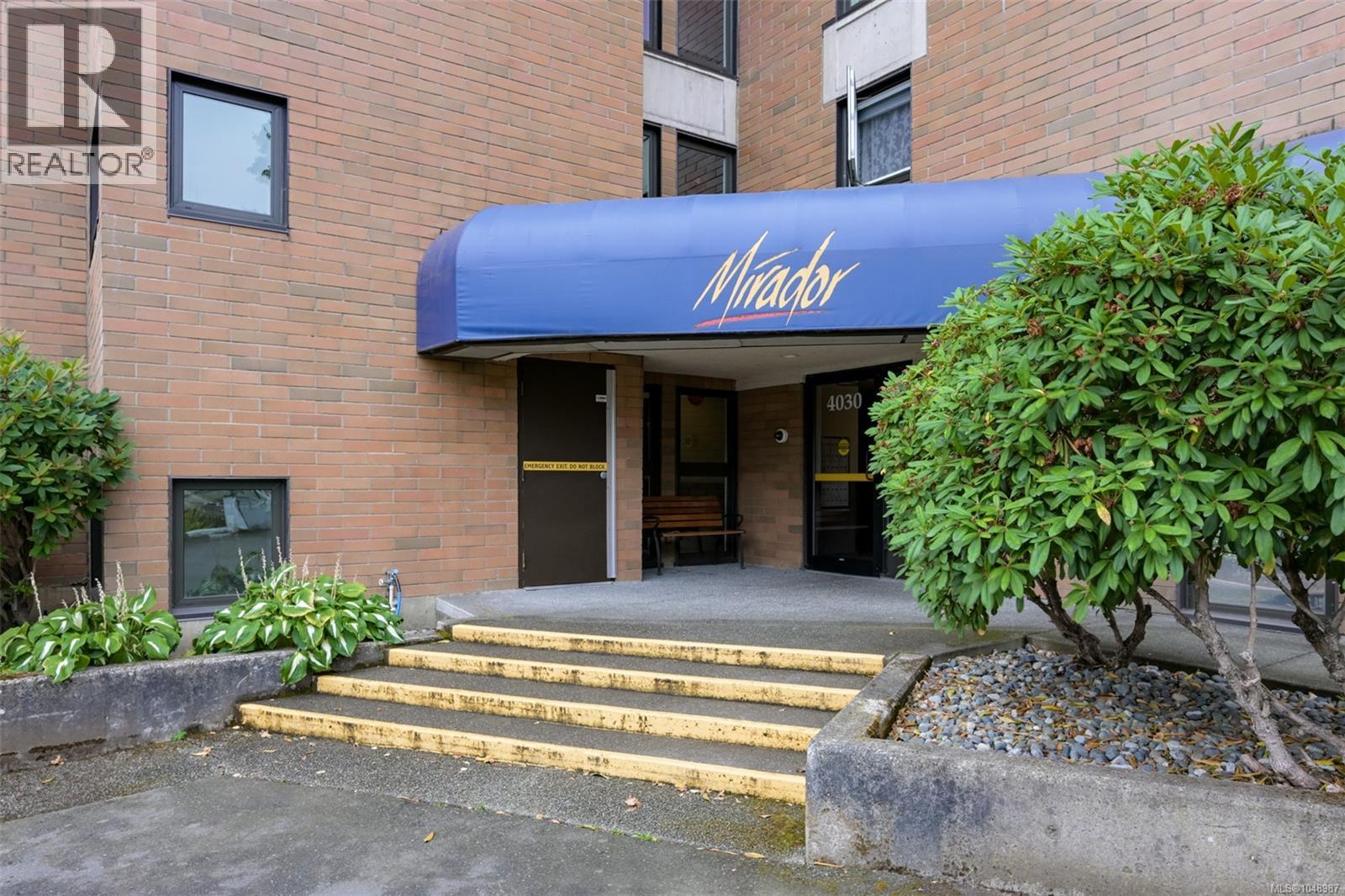 201 4030 Quadra Street, Saanich