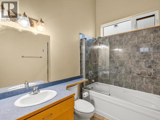2-4069 4TH AVENUE - Image 22