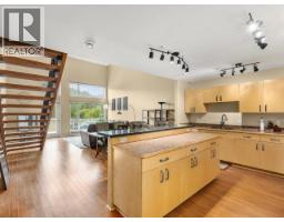4pc Bathroom - 2-4069 4th Avenue, Whitehorse, YT Y1A1H1 Photo 7