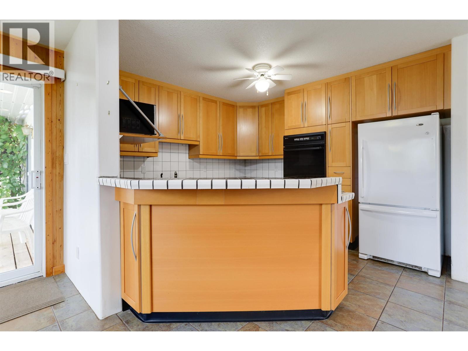 1270 ALBATROSS AVENUE - 6