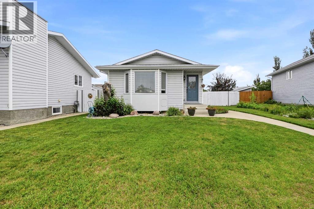 37 Sunrise Crescent - 1