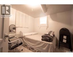 1903 Toronto Street, Regina, SK S4P1M9 Photo 11