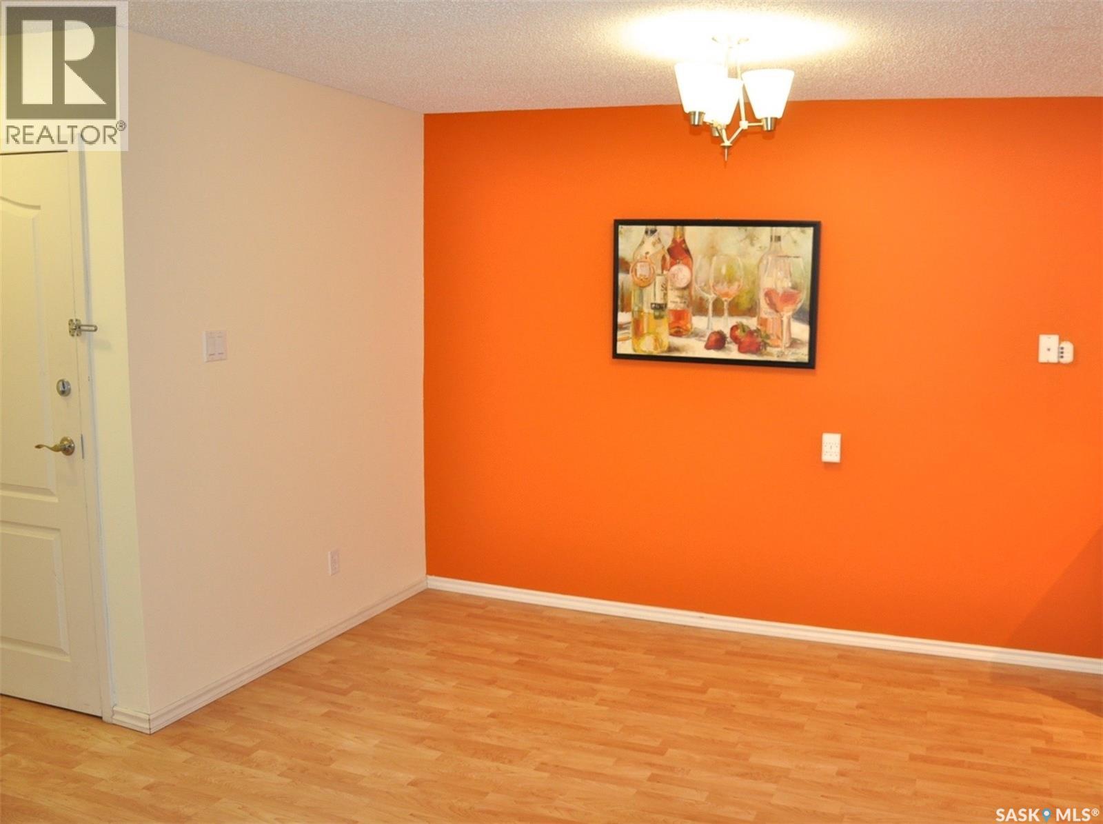 306C 1121 McKercher DRIVE, Saskatoon Saskatchewan — photo 3