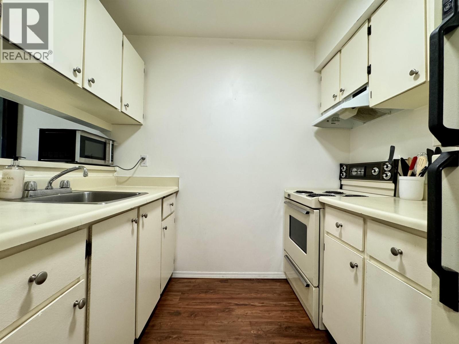 #207 840 PRINCE RUPERT BOULEVARD - Image 8
