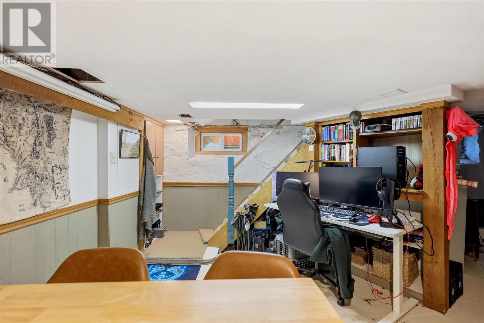 345 Wilson ST - Image 19