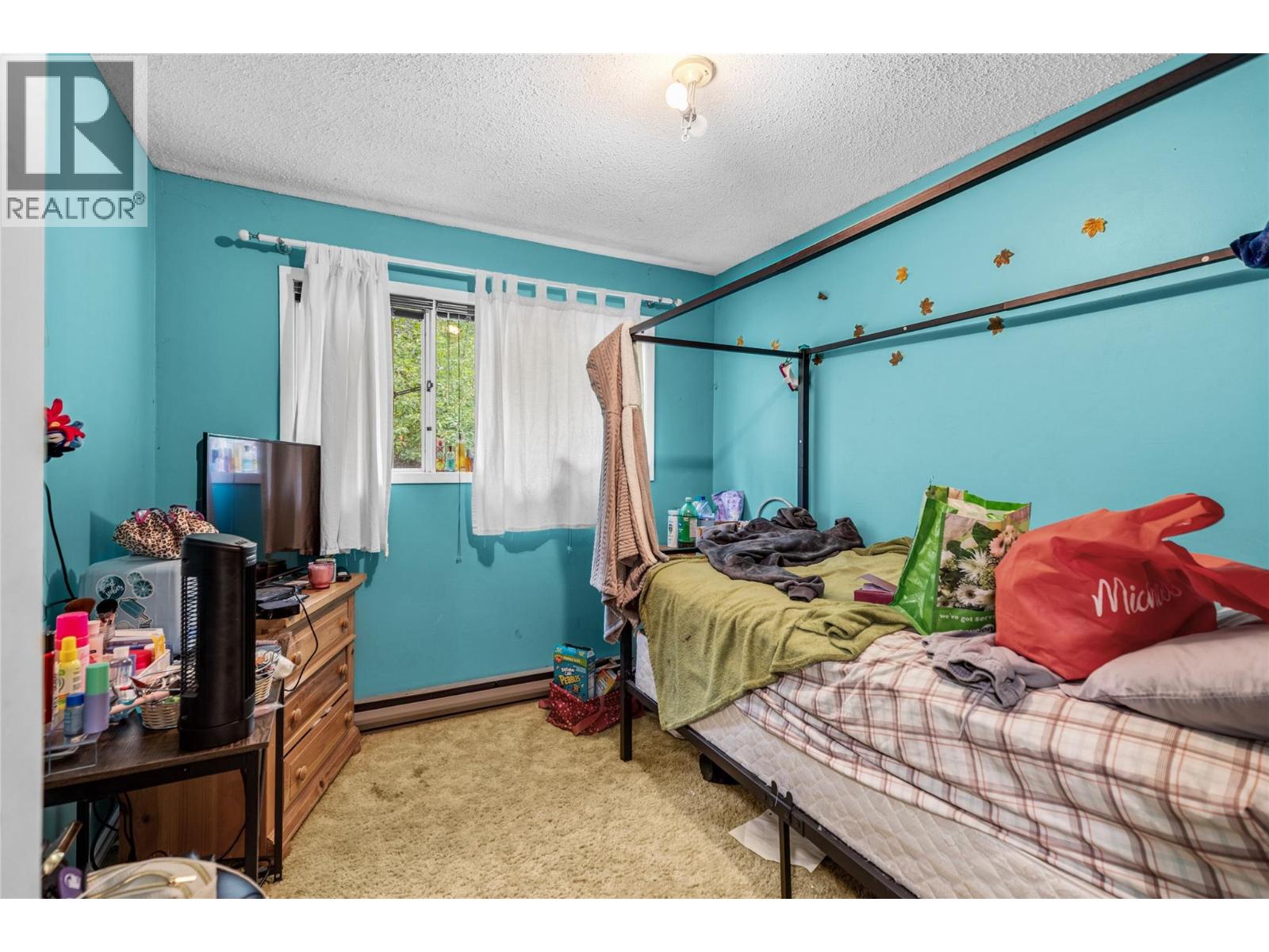 824 Barber Road, Clearwater