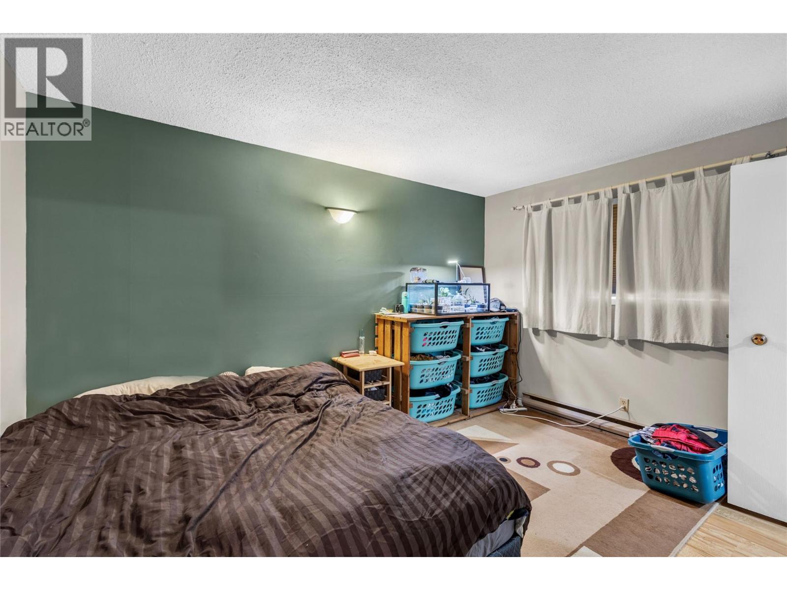 824 Barber Road, Clearwater