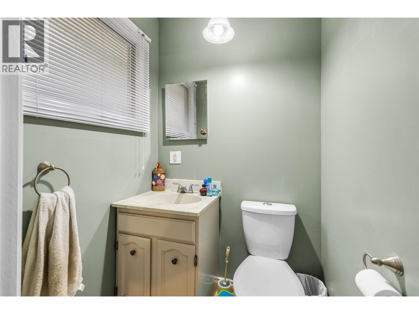 824 Barber Road, Clearwater