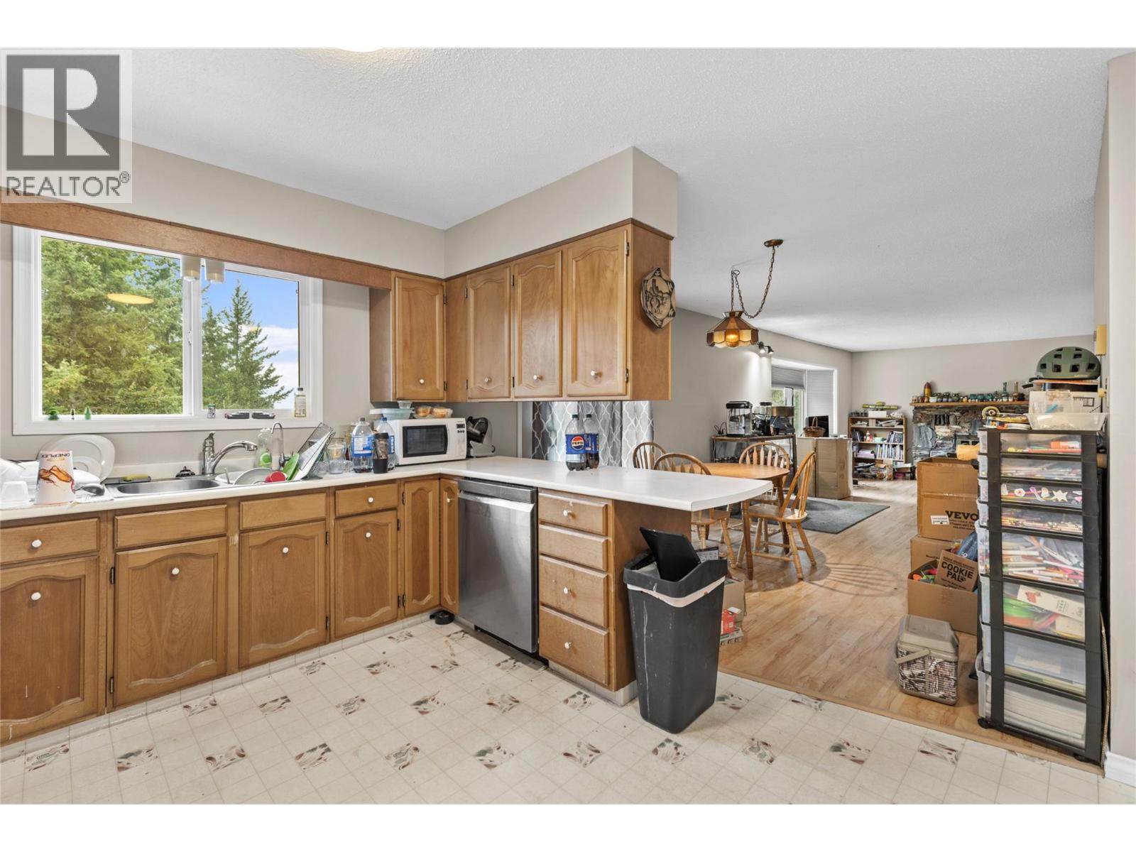 824 Barber Road, Clearwater