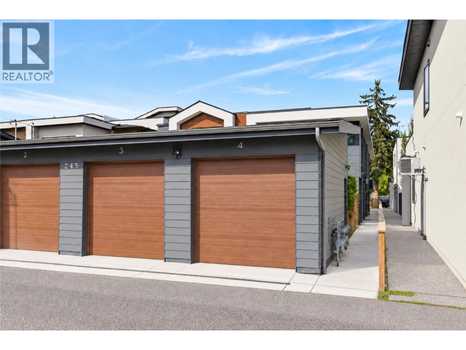 4 845 Lawson Avenue, Kelowna