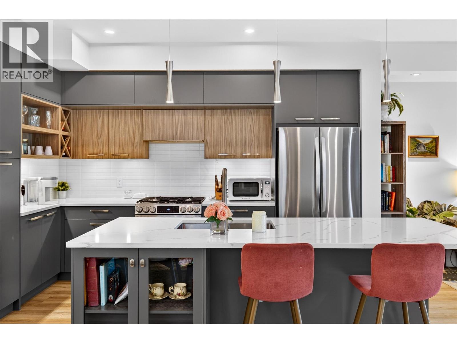 4 845 Lawson Avenue, Kelowna