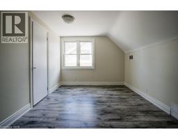 33 Sixth Avenue Unit# Upper, Kitchener, ON N2C1P9 Photo 12