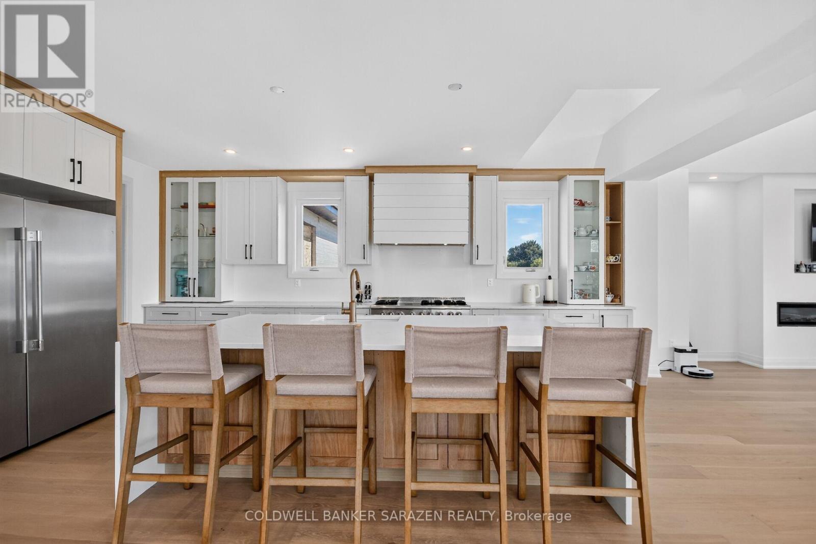 1554 RIVER ROAD S - 10