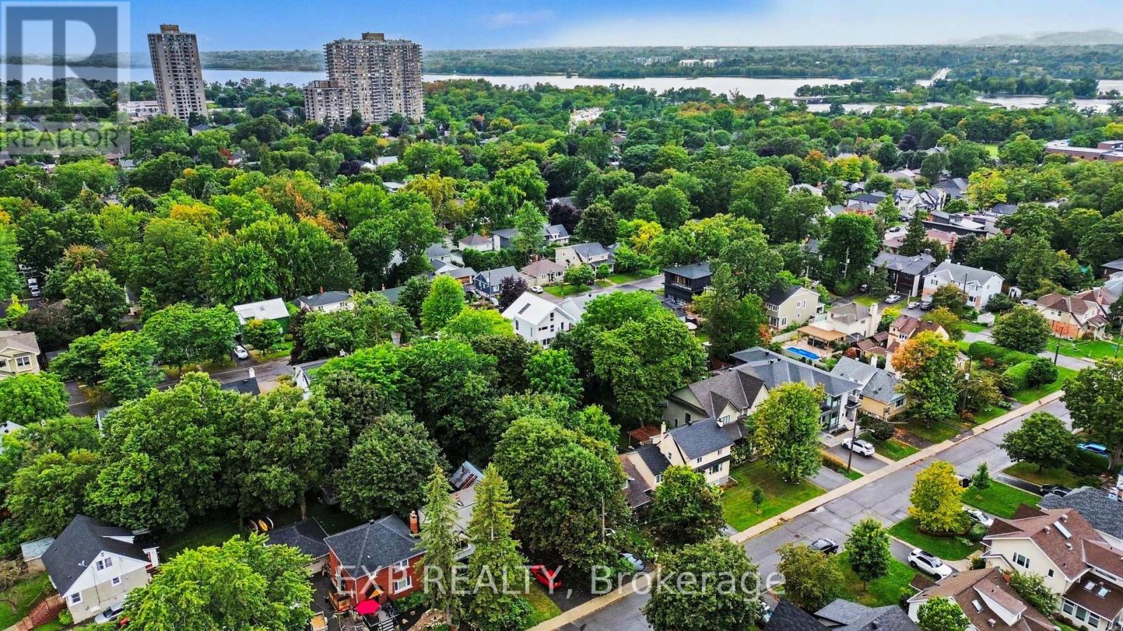 2 Bed, 2 Bath House for Sale in Ottawa – 252 COWLEY AVENUE, Ottawa – MLS# X13757184 - Image 8