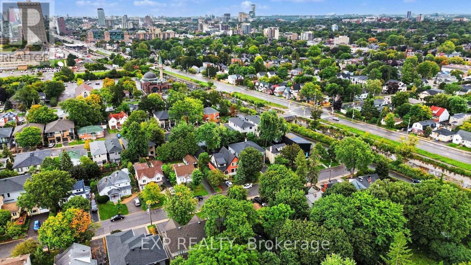 2 Bed, 2 Bath House for Sale in Ottawa – 252 COWLEY AVENUE, Ottawa – MLS# X13757184 - Image 9
