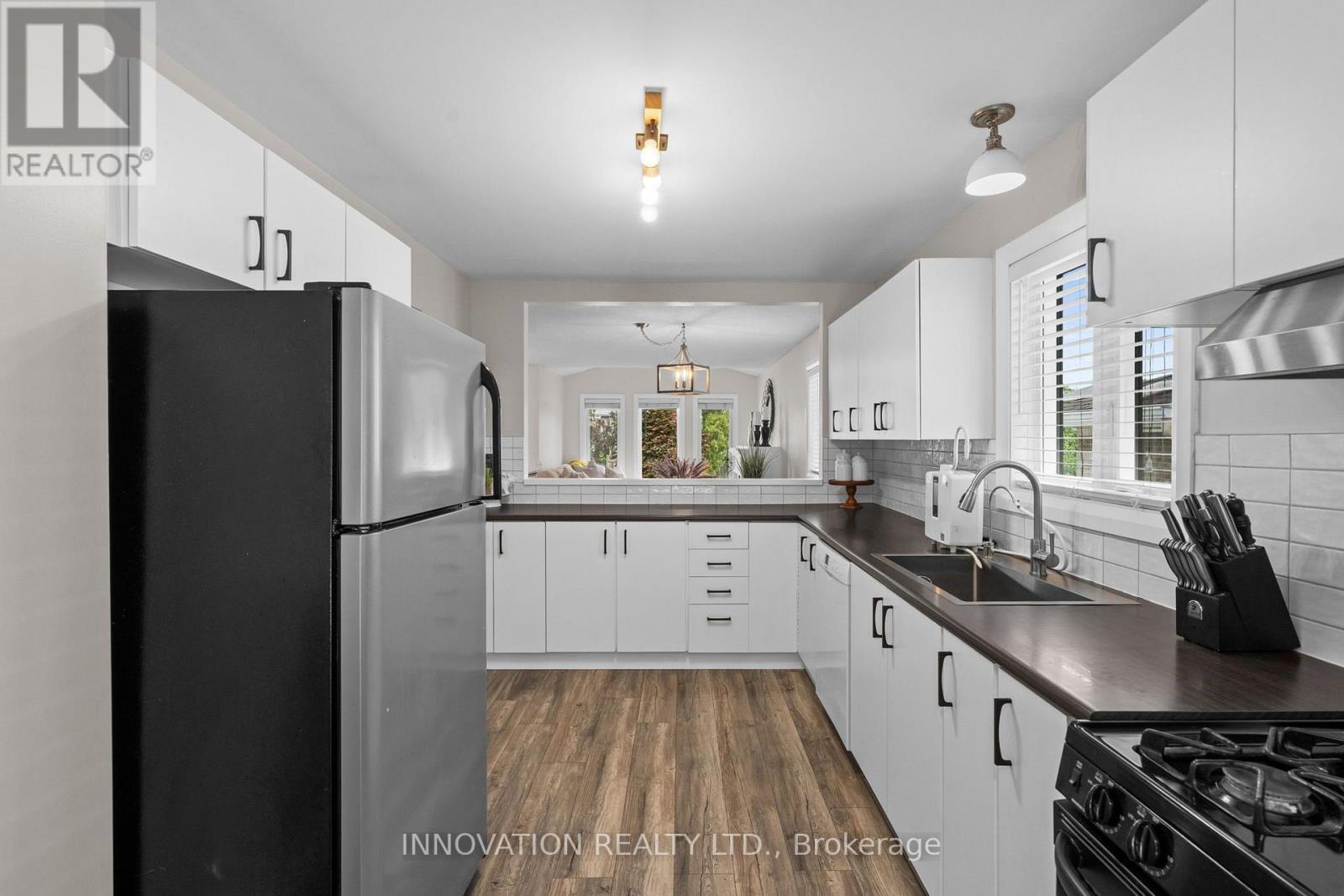 2 Bed, 2 Bath House for Sale in Ottawa – 38 STEGGALL CRESCENT, Ottawa – MLS# X13757192 - Image 11