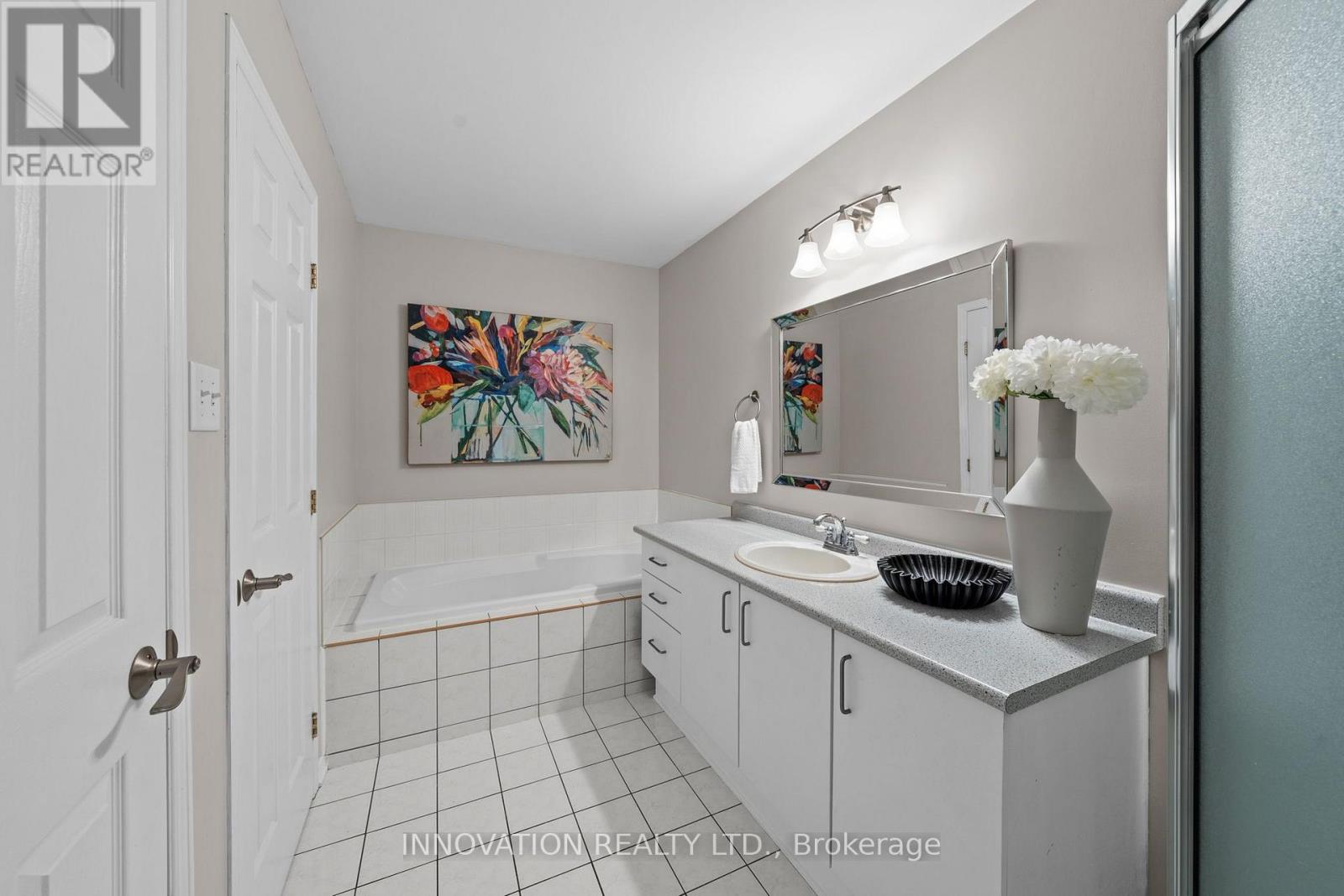2 Bed, 2 Bath House for Sale in Ottawa – 38 STEGGALL CRESCENT, Ottawa – MLS# X13757192 - Image 17