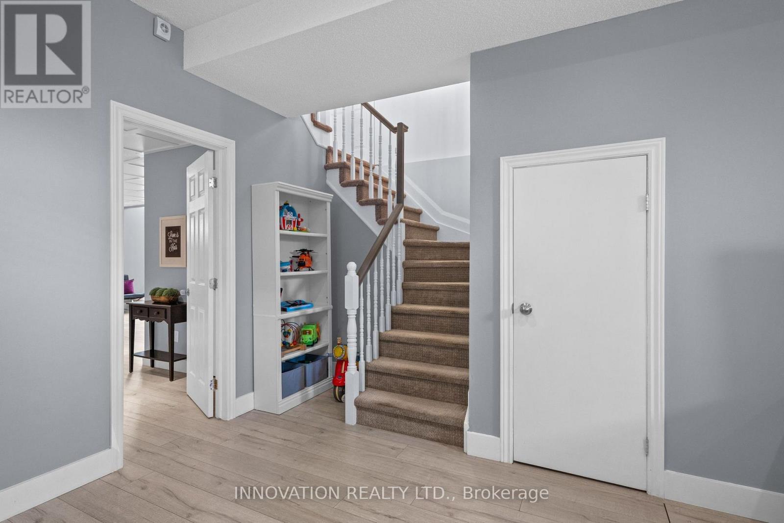 2 Bed, 2 Bath House for Sale in Ottawa – 38 STEGGALL CRESCENT, Ottawa – MLS# X13757192 - Image 20
