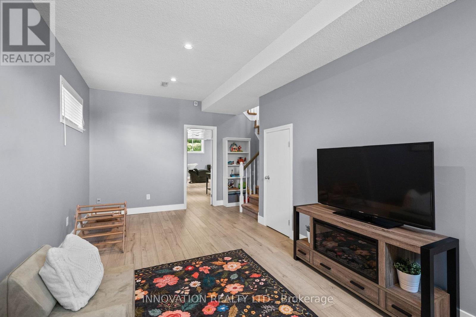 2 Bed, 2 Bath House for Sale in Ottawa – 38 STEGGALL CRESCENT, Ottawa – MLS# X13757192 - Image 22