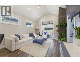 98 Woodberry Crescent, Elmira, ON N3B3L1 Photo 10