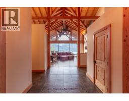 Kitchen - 234 Walkers Lane, Kootenay Bay, BC V0B1X0 Photo 12