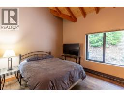 234 Walkers Lane, Kootenay Bay, BC V0B1X0 Photo 38