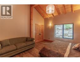 234 Walkers Lane, Kootenay Bay, BC V0B1X0 Photo 33