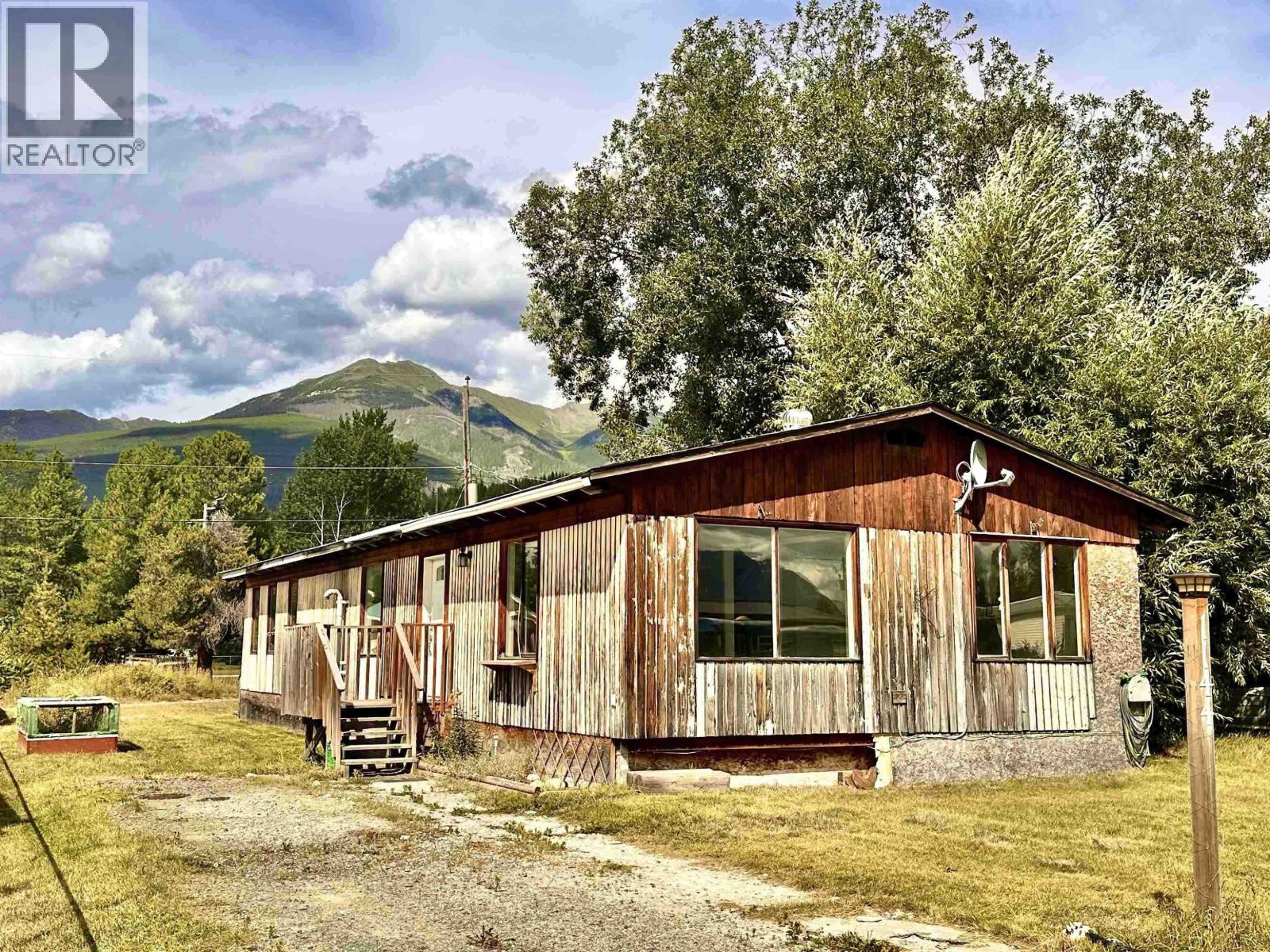 1144 4TH AVENUE - 1