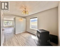 Bedroom 2 - 1144 4th Avenue, Valemount, BC V0E2Z0 Photo 6