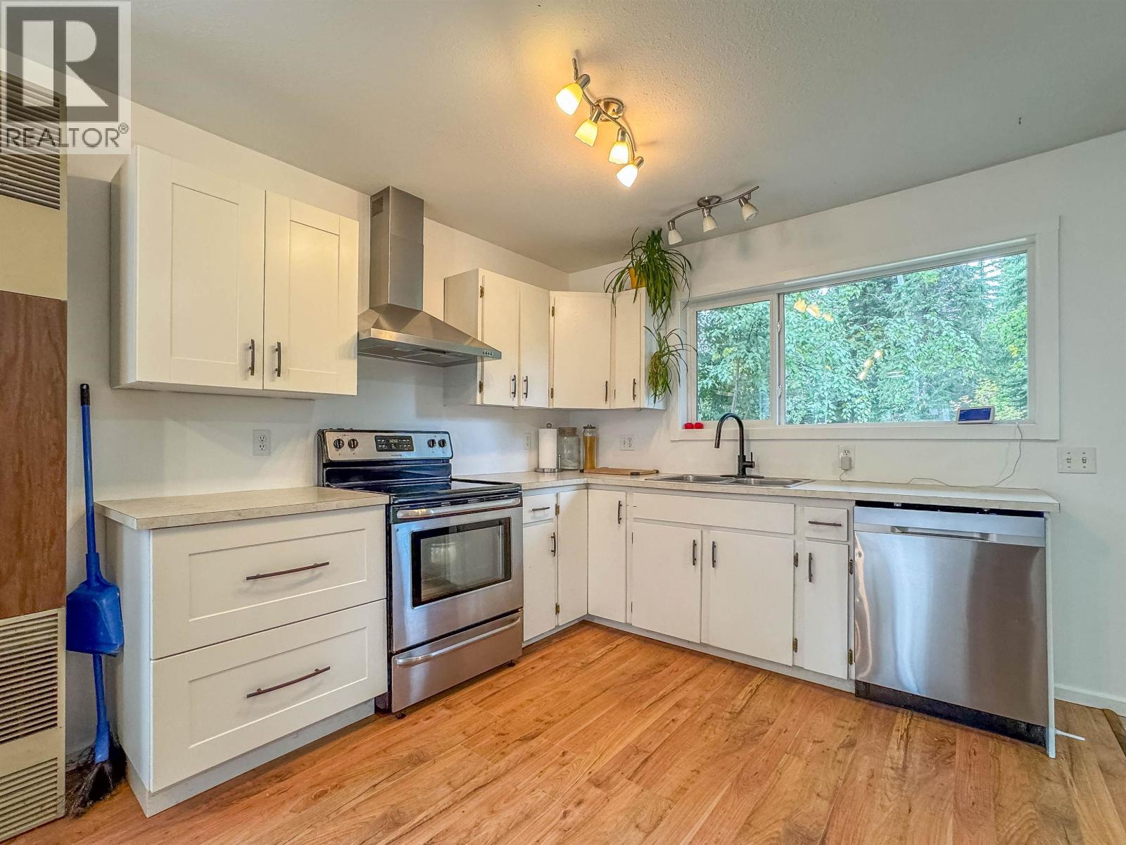 12925 DENIS Road, Telkwa