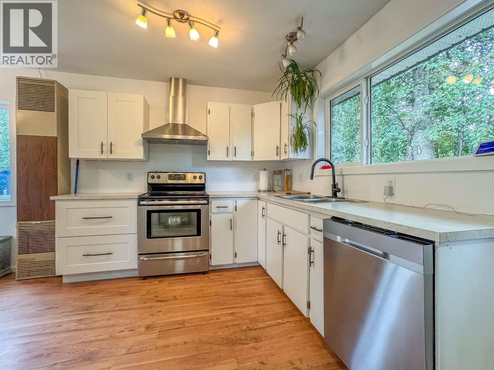 12925 DENIS Road, Telkwa