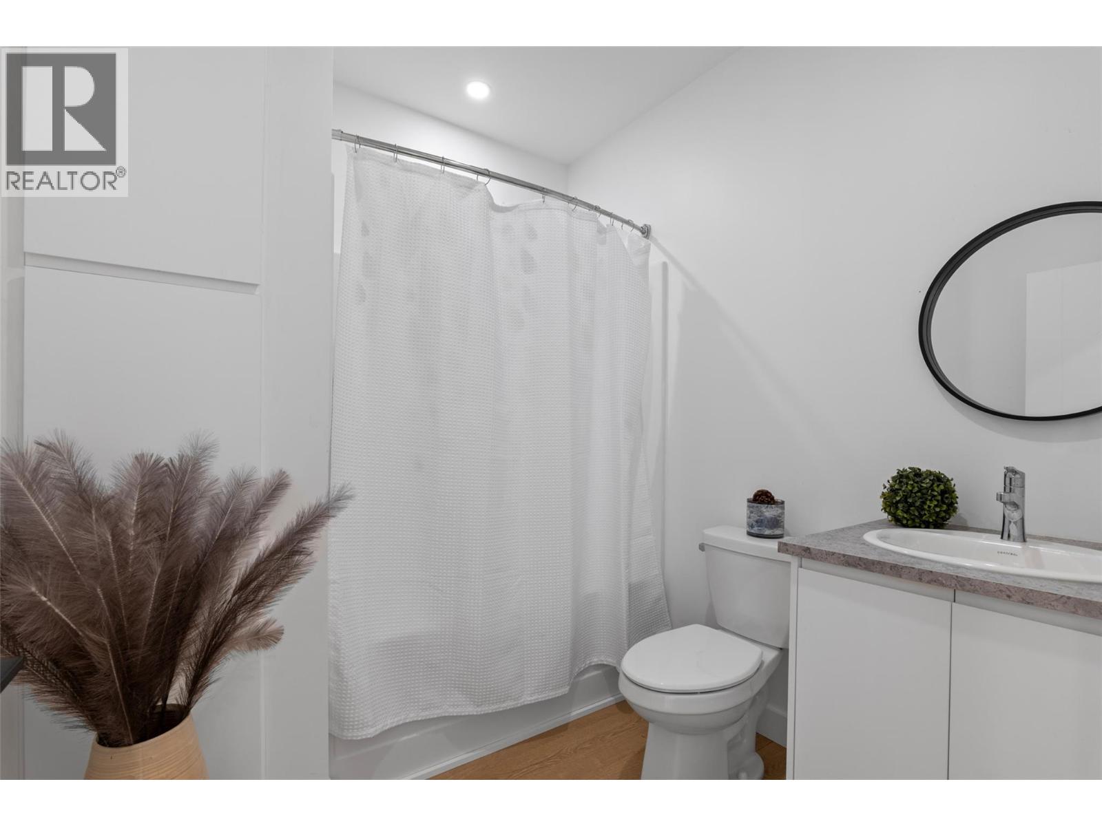 2179 Lupin Court - Image 32