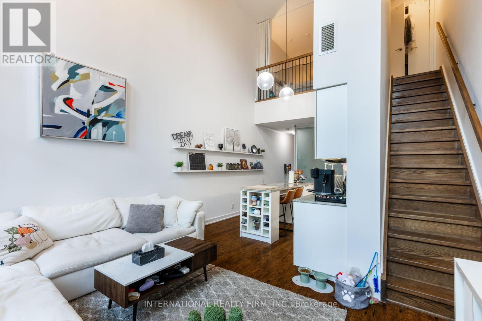 Photo of 5 Hanna Avenue