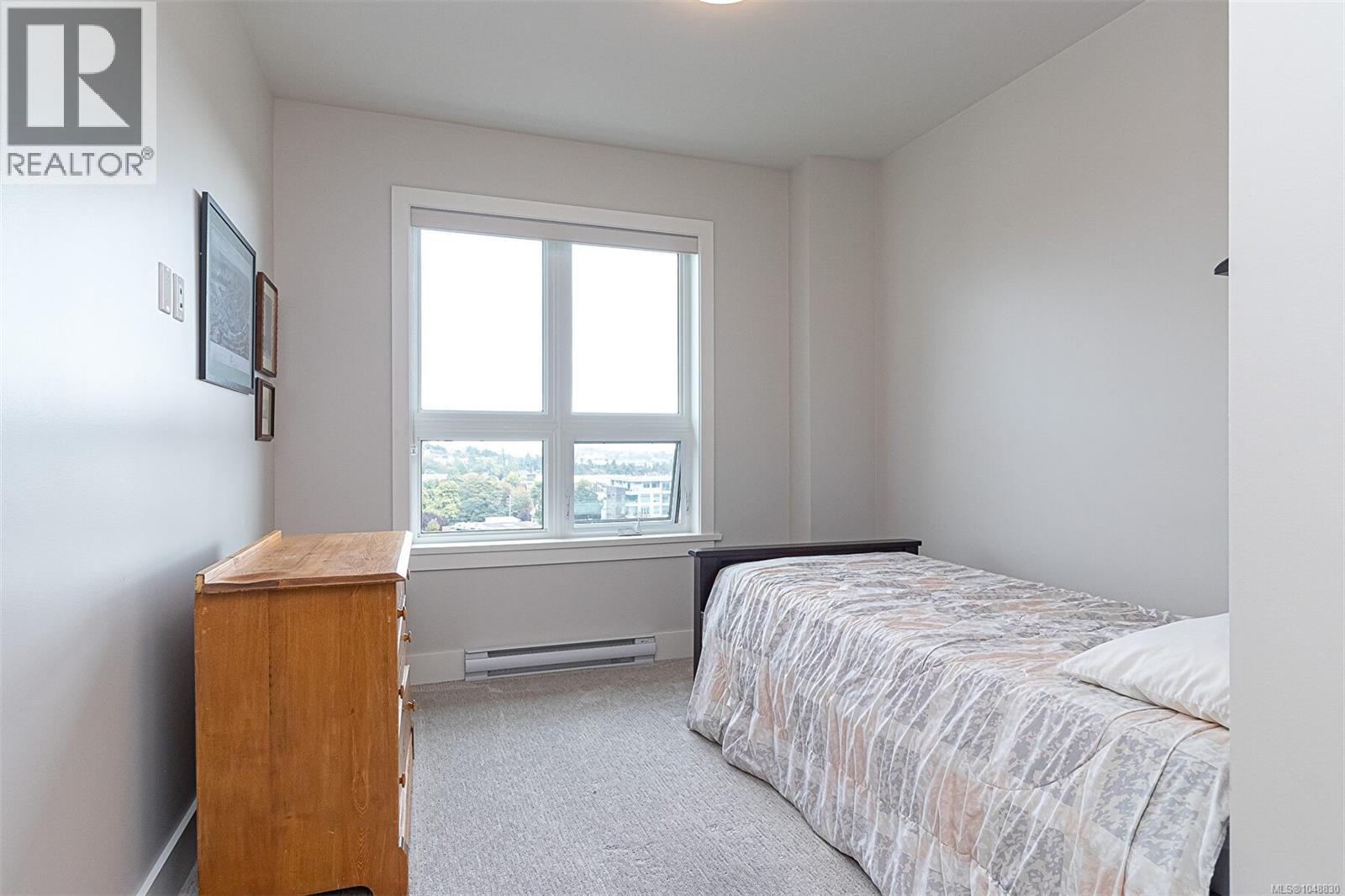  622 Admirals Road, Esquimalt