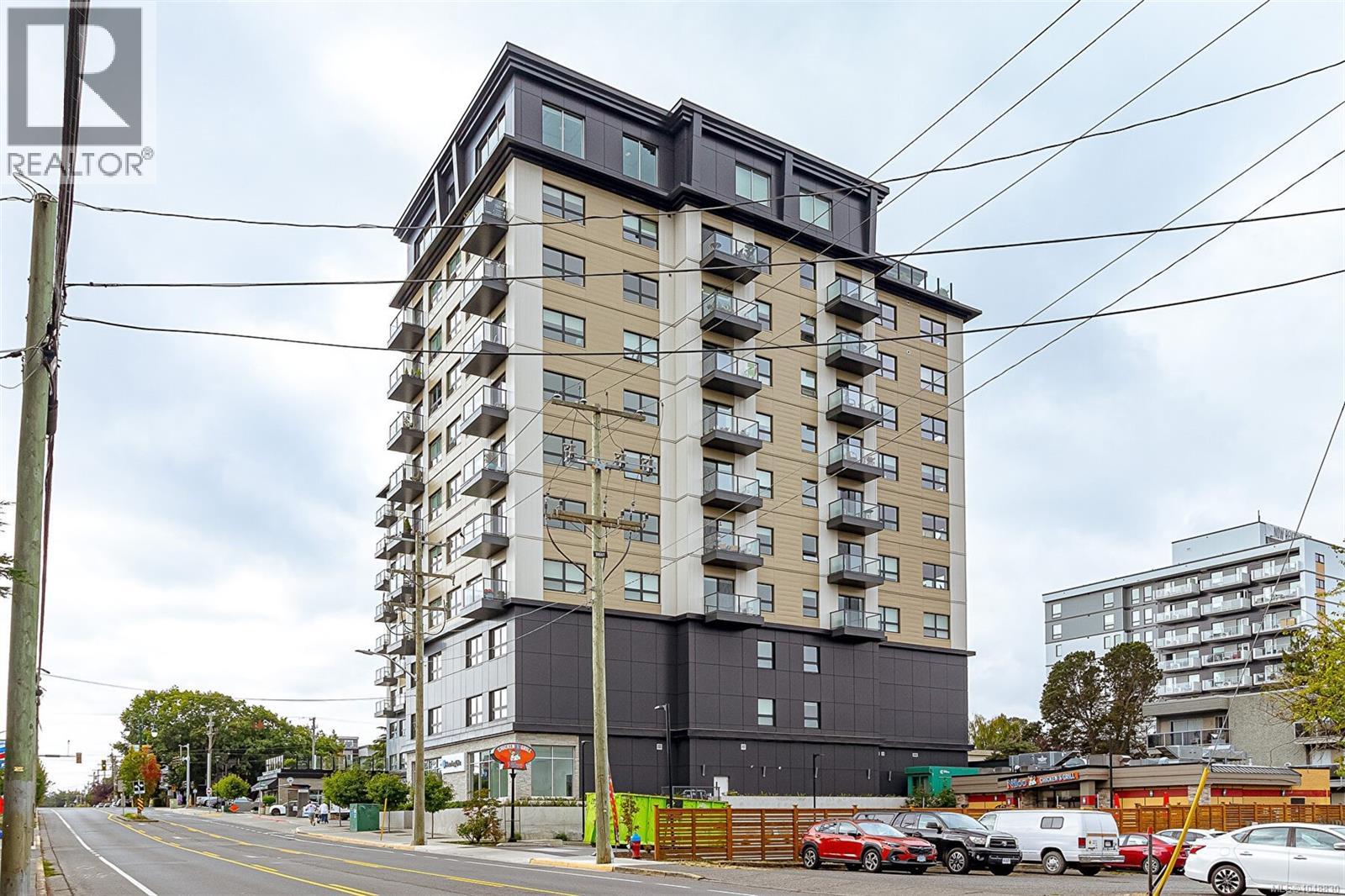  622 Admirals Road, Esquimalt