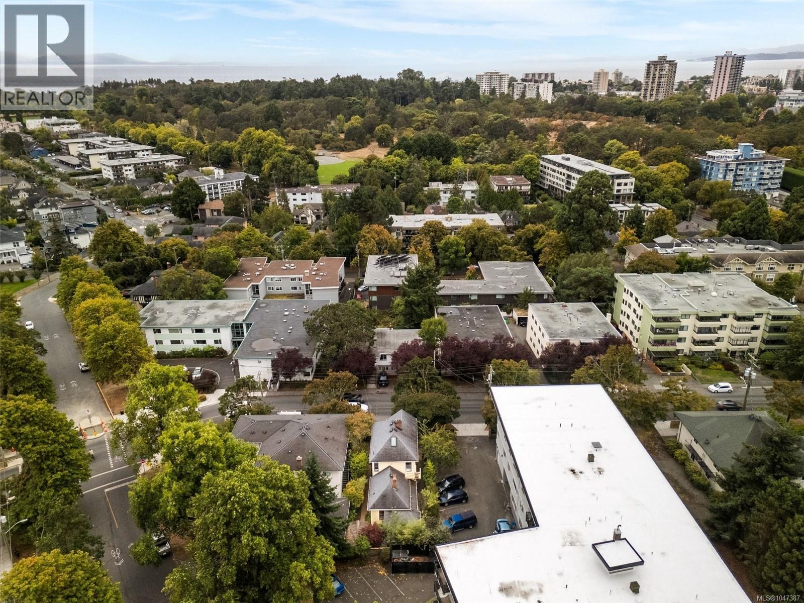  962 Fairfield Road, Victoria