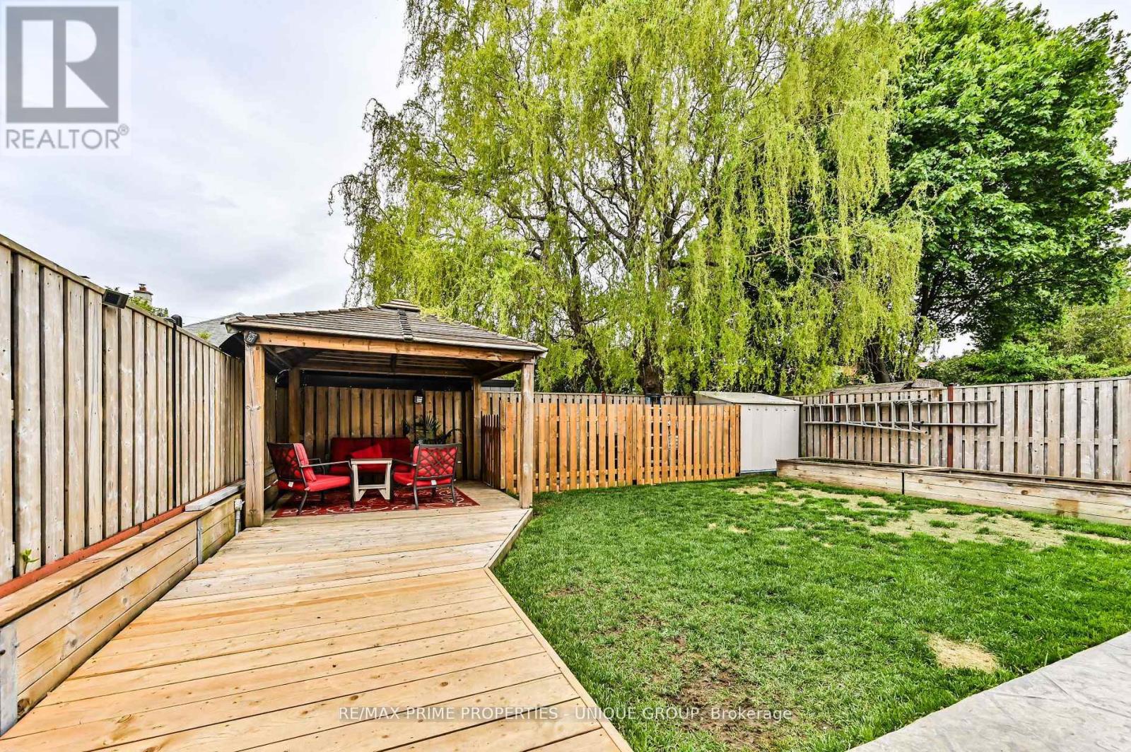 16 EASTWOOD AVENUE - Image 36