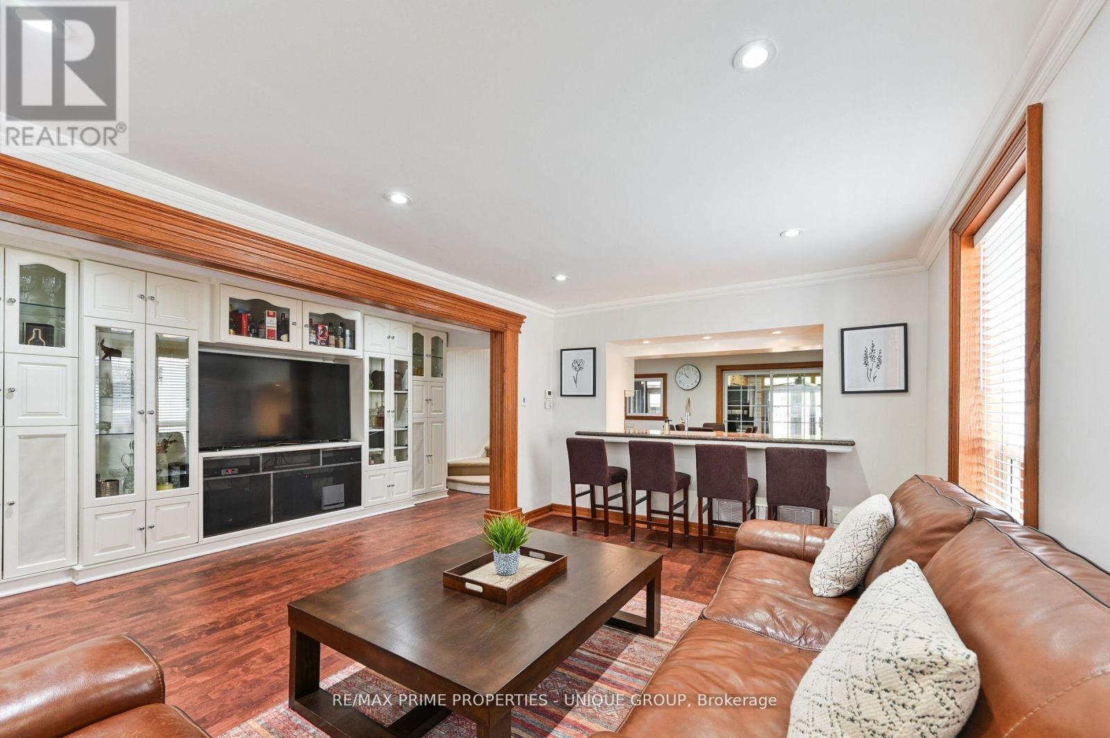 16 EASTWOOD AVENUE - 7