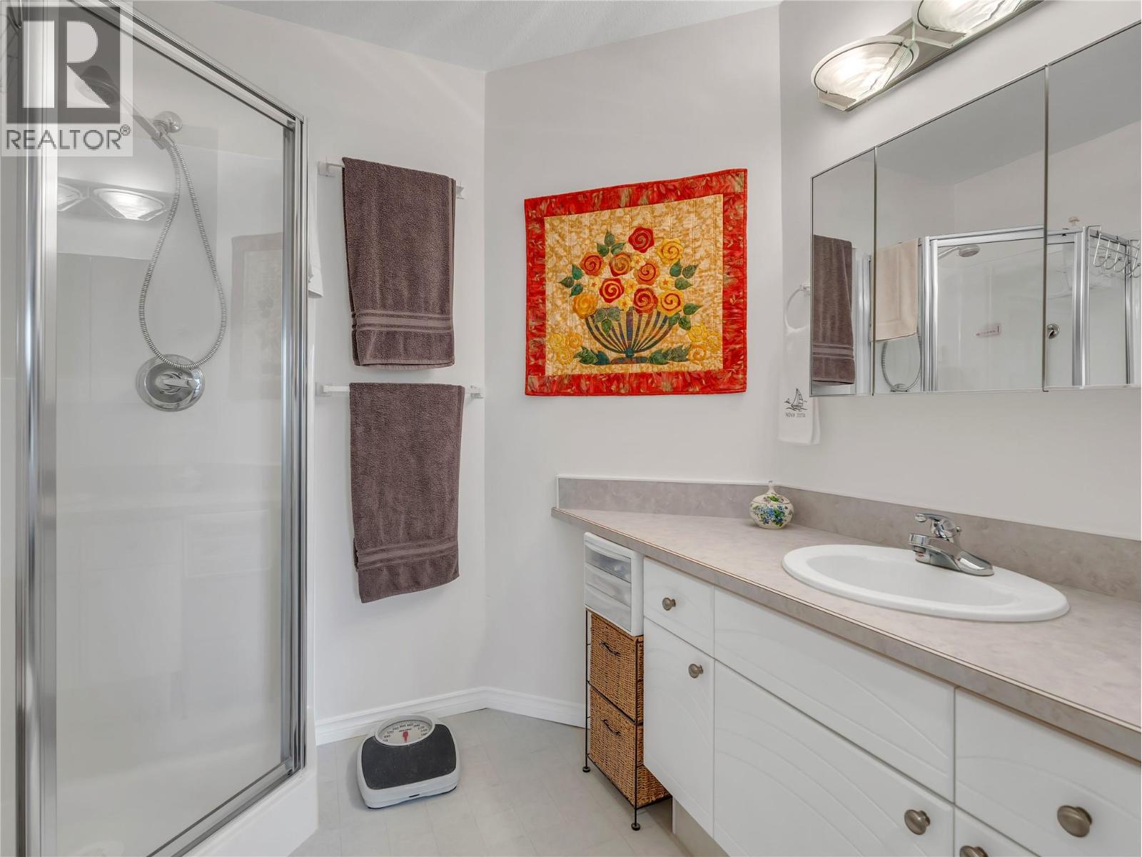 8416 JUBILEE Road Unit# 307, Summerland