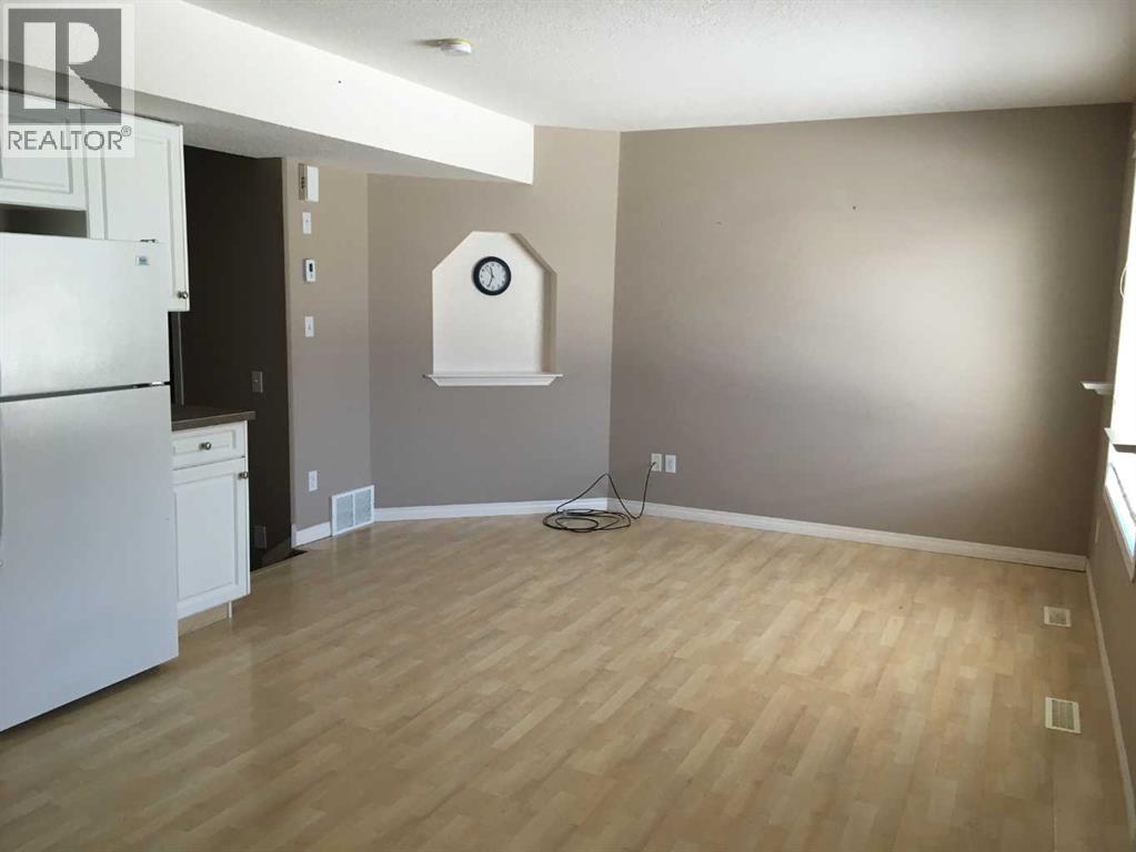 #203 10150 121 Avenue - 3