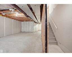 3877 Chrustawka Pl Sw, Edmonton, AB T6W5B2 Photo 9