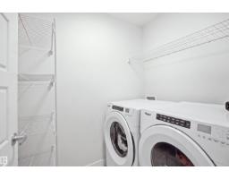 3877 Chrustawka Pl Sw, Edmonton, AB T6W5B2 Photo 8