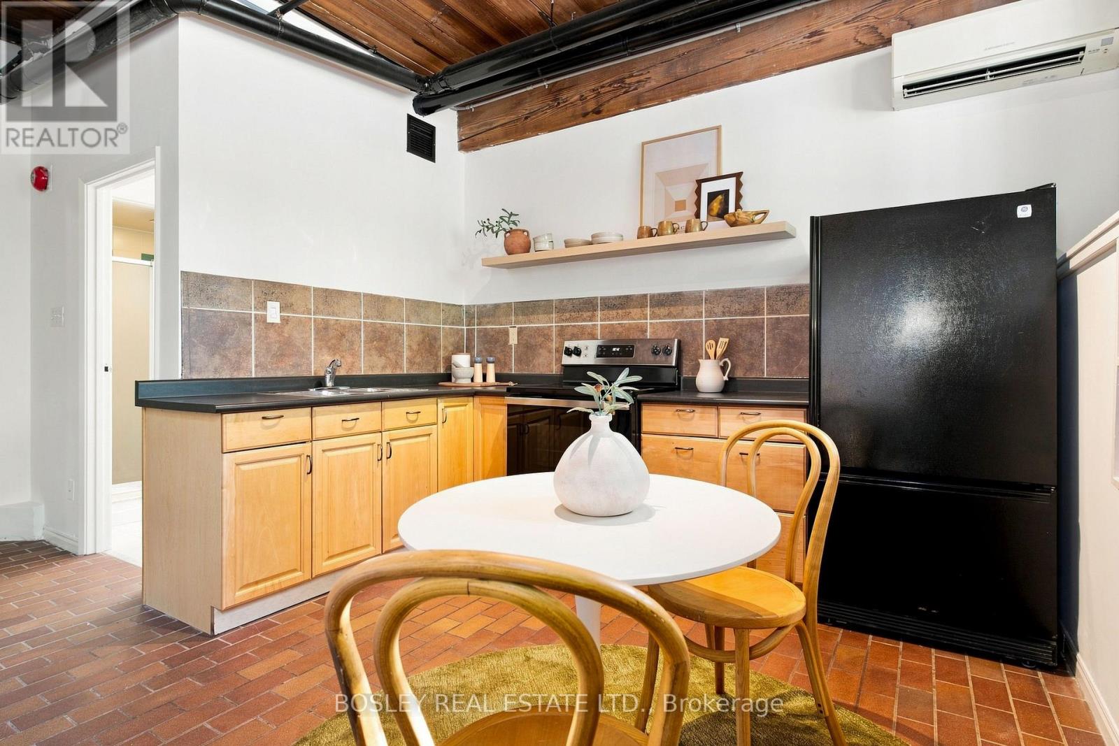 #G09 24 NOBLE STREET - 18