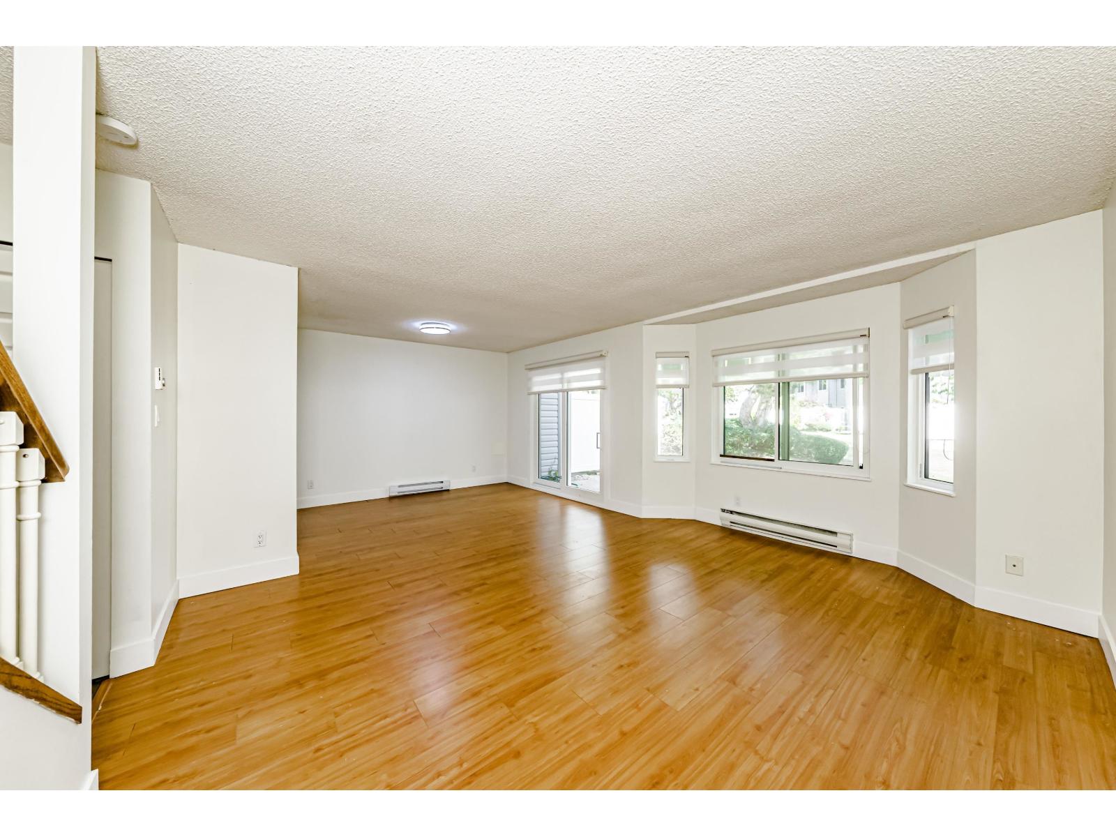 135 7325 140 STREET, Surrey