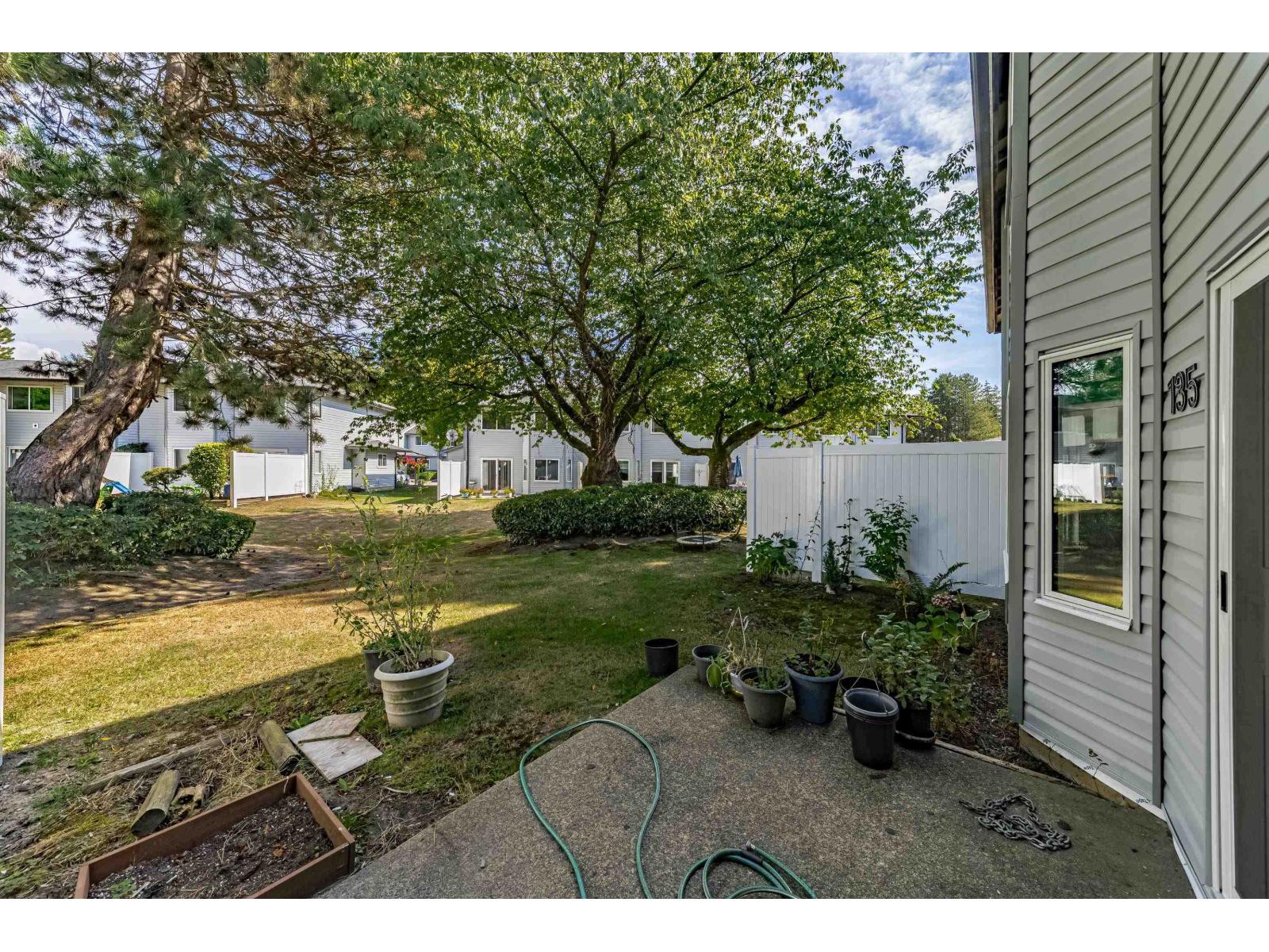 135 7325 140 STREET, Surrey