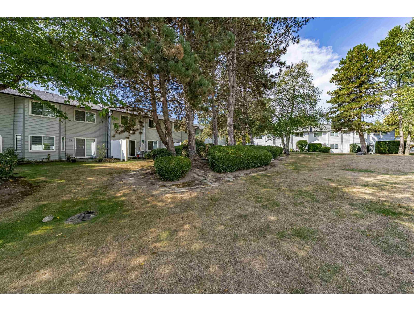 135 7325 140 STREET, Surrey